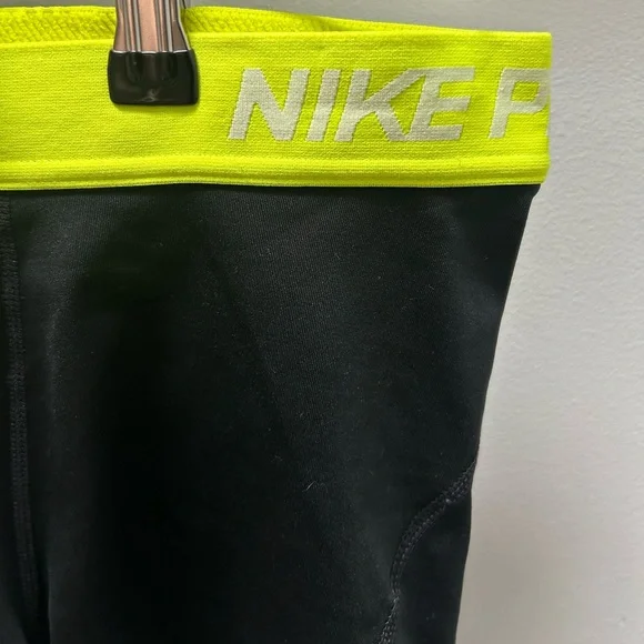 Nike Pro Shorts - Picture 3 of 5